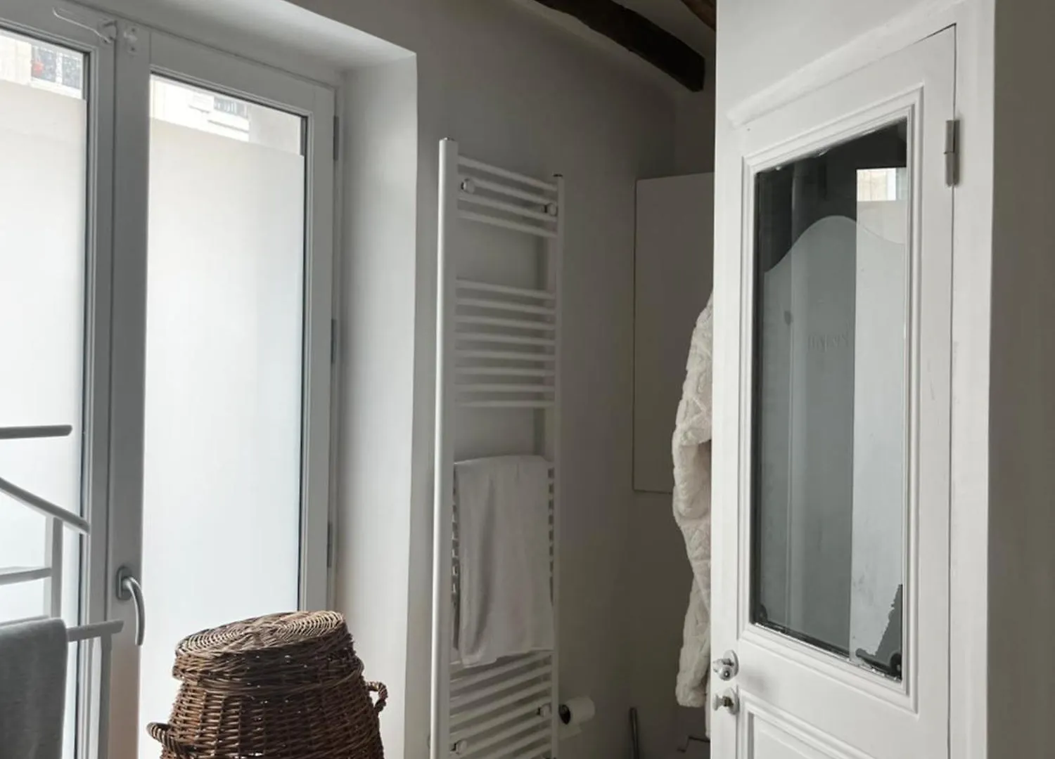Deux En Plein Coeur De Montmartre, Homestay Paris