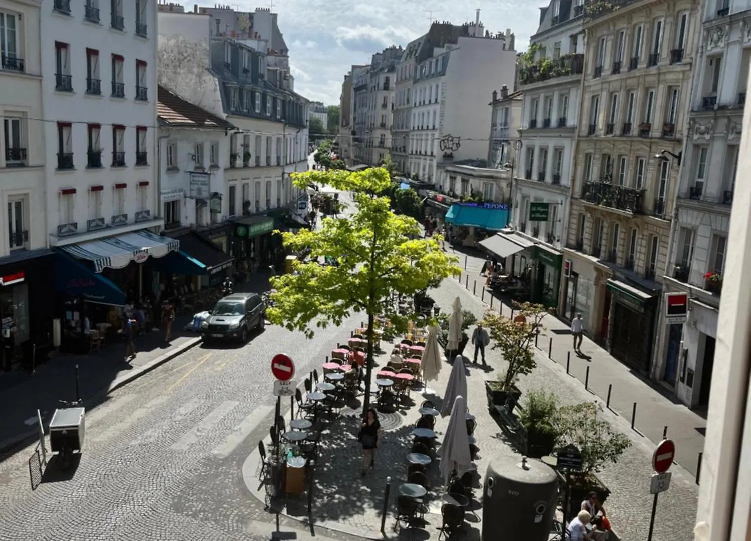 Homestay Deux En Plein Coeur De Montmartre,